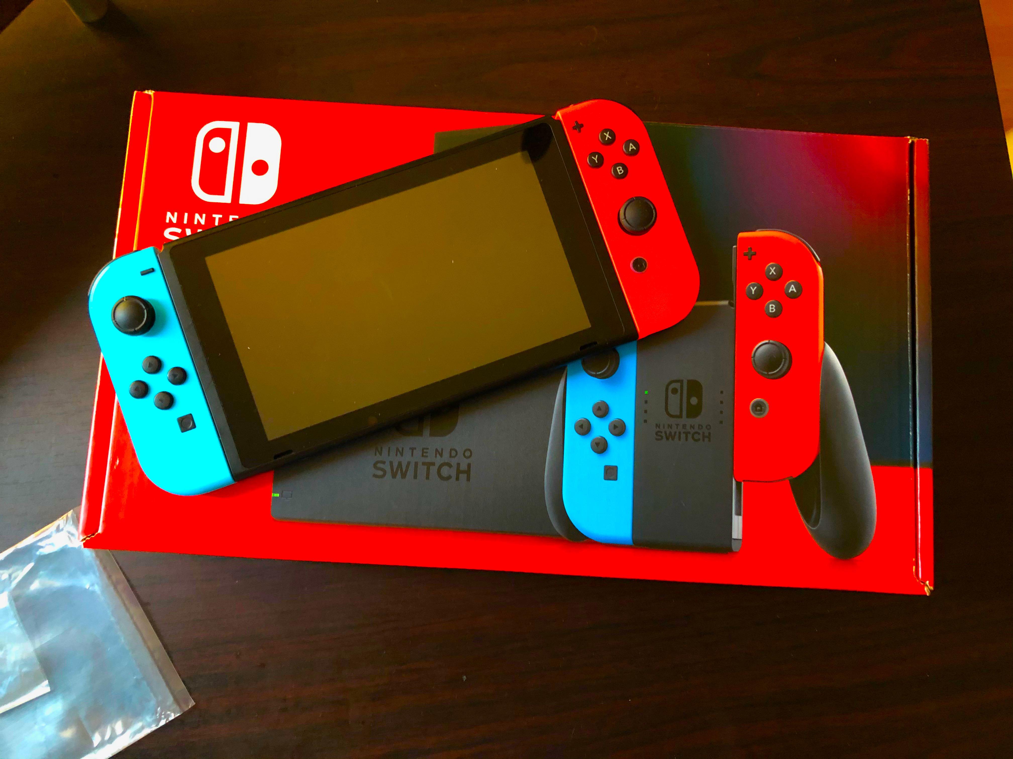 Nintendo Switch V2 NEON FULLBOX  LIKENEW + 6 THÁNG BH PHẦN MỀN