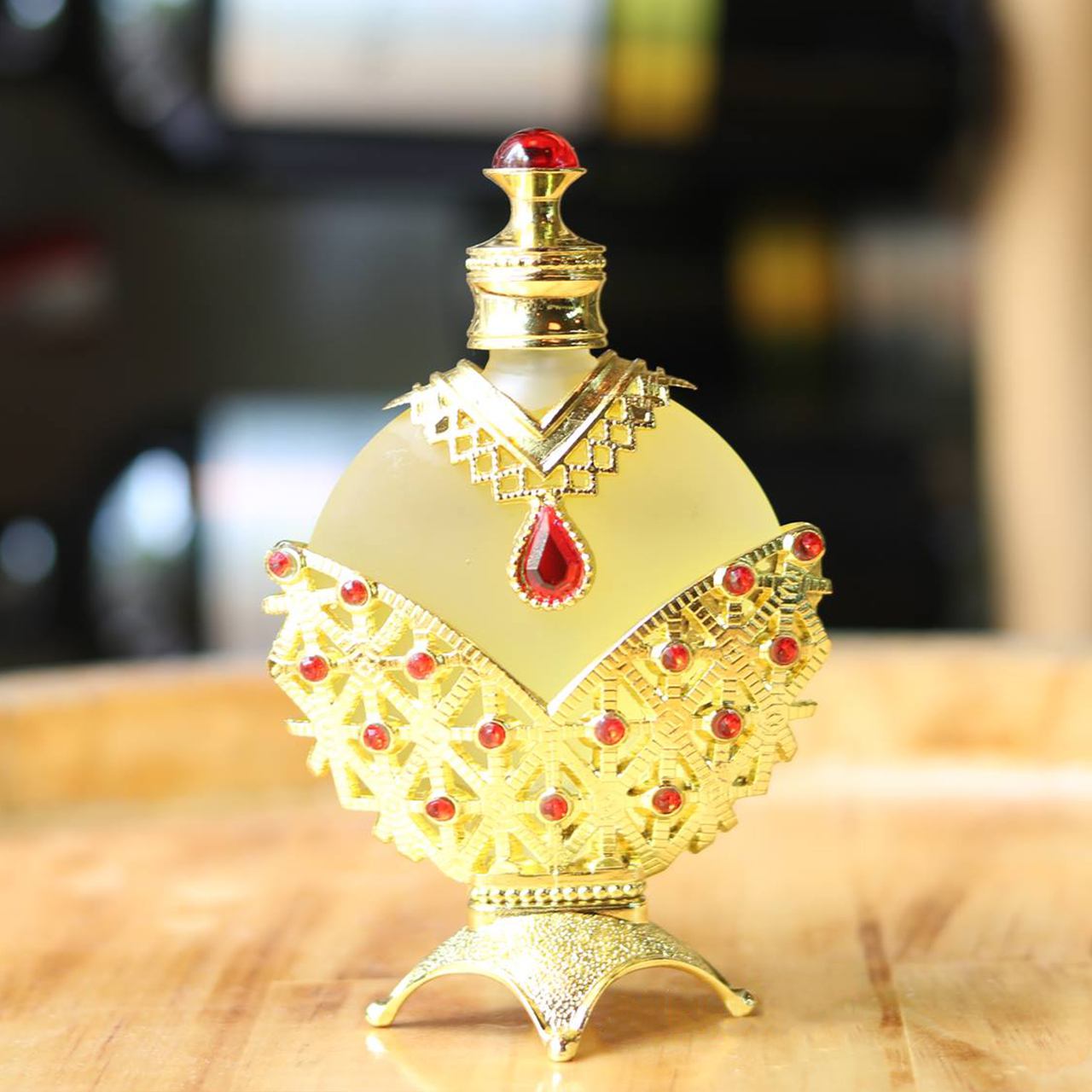 Nước hoa Dubai Công Chúa, Tinh dầu nước hoa Nữ Hoàng Đỏ, Nước hoa gây thương nhớ, Tinh dầu nước hoa Dubai siêu hot, siêu thơm, siêu giữ hương, Nước hoa hình công, nước hoa sang chảnh, nước hoa cá tính