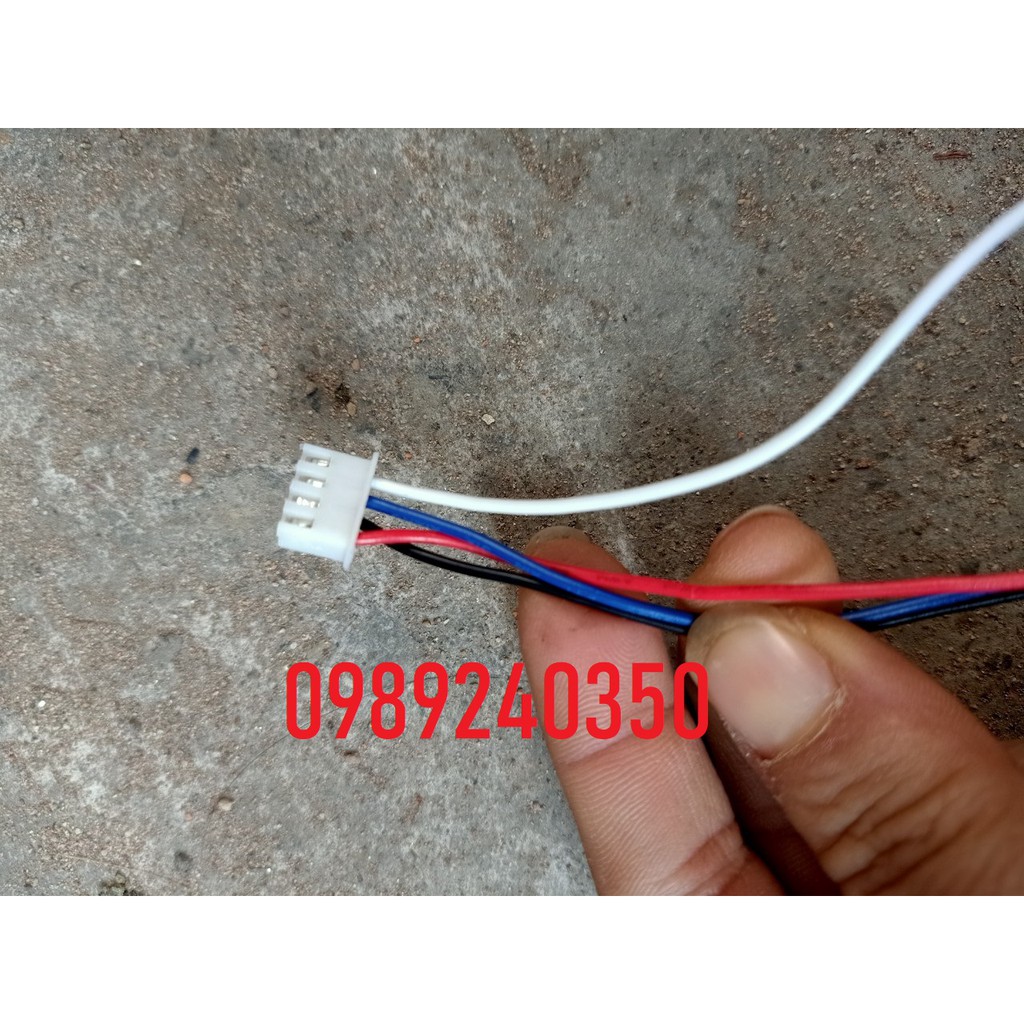 Mô tơ quạt tủ lạnh Sharp 12V 4 dây (vuông 12,5 x 12,5cm) chính hãng