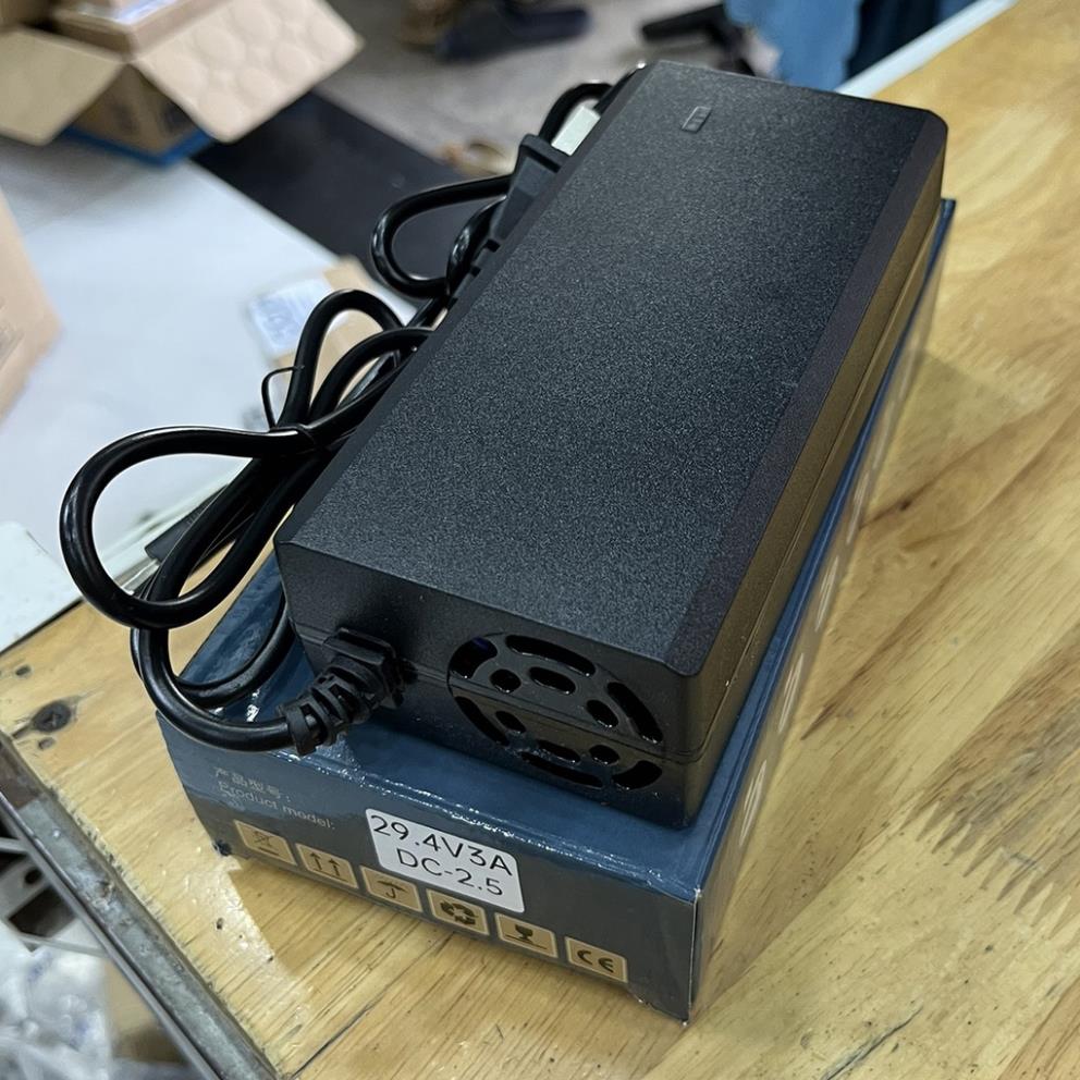 Sạc xe điện 13S 48V (54,6V) DÙN CHO PIN LION 3,7V