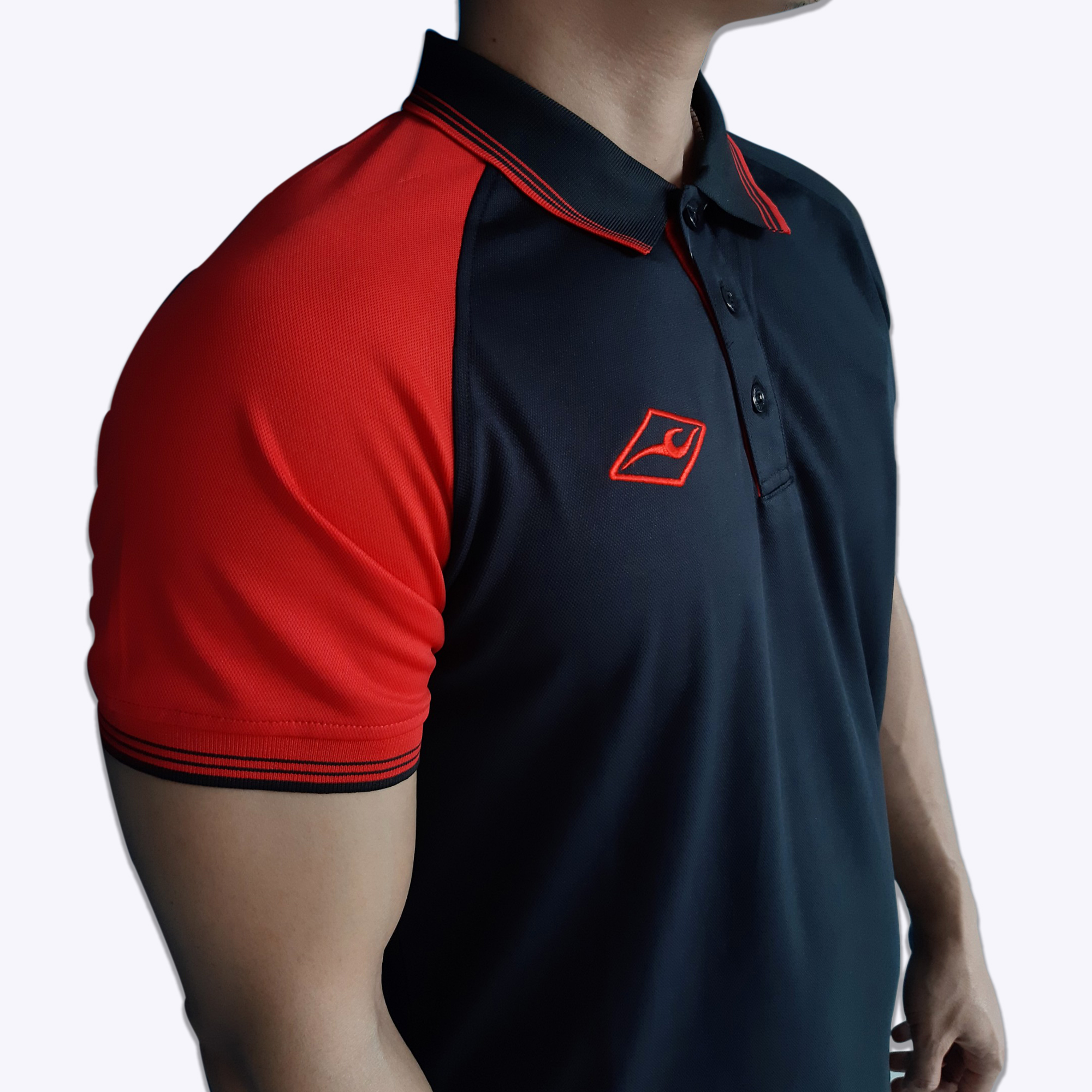 Áo thể thao có cổ Polo Aris Keep And Fly