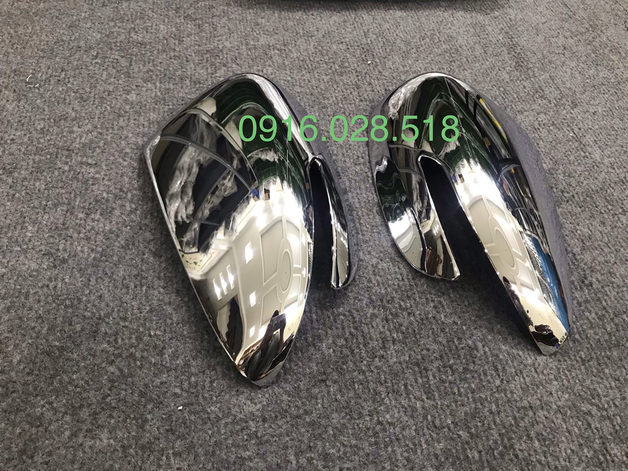 Ốp gương chiếu hậu Kia Rondo