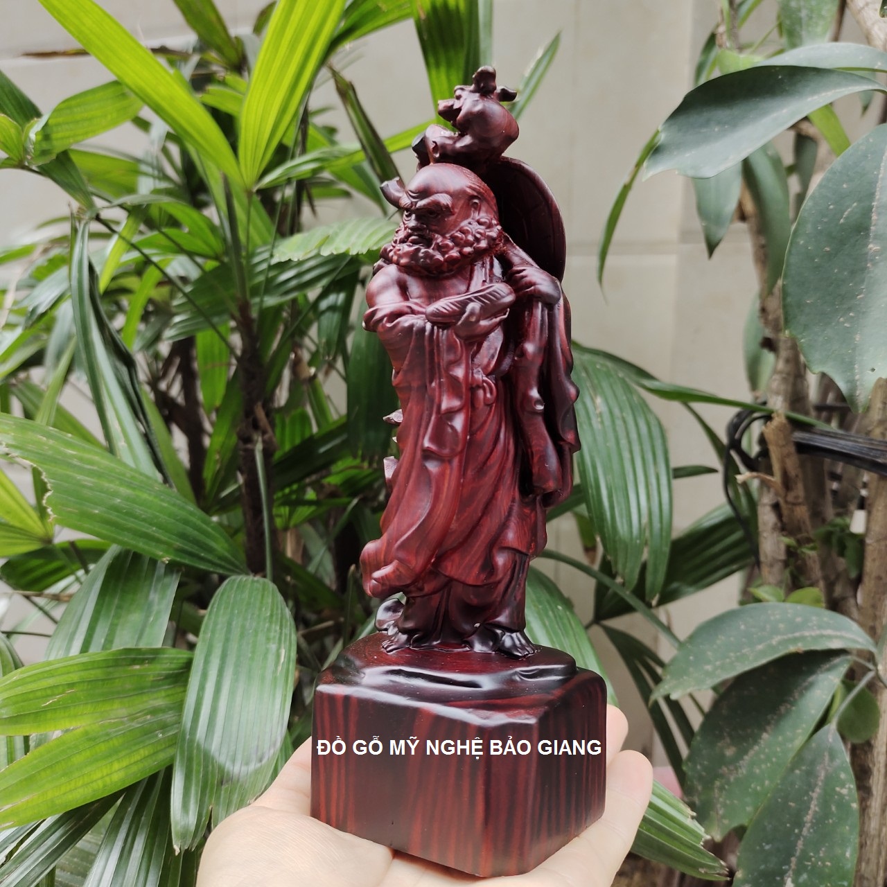 Tượng phật đạt ma sư tổ gỗ trắc