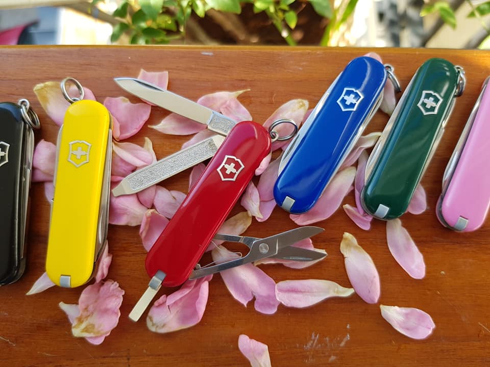[HCM]Dụng Cụ Đa Năng Victorinox Thụy Sĩ (Đa Sắc Màu)