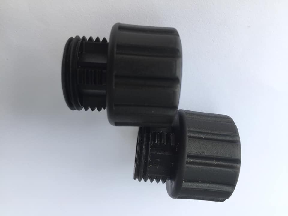 2 chiếc lơ 21 bằng nhựa cao cấp