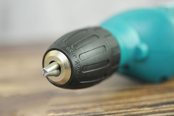 Máy khoan tốc độ cao Makita 6413 (Xanh đen)