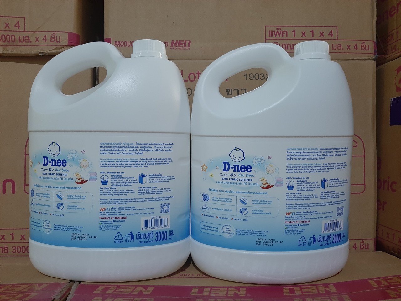 [HCM](KTT) Nước xả vải Dnee 3000ml Thái Lan-Màu Trắng