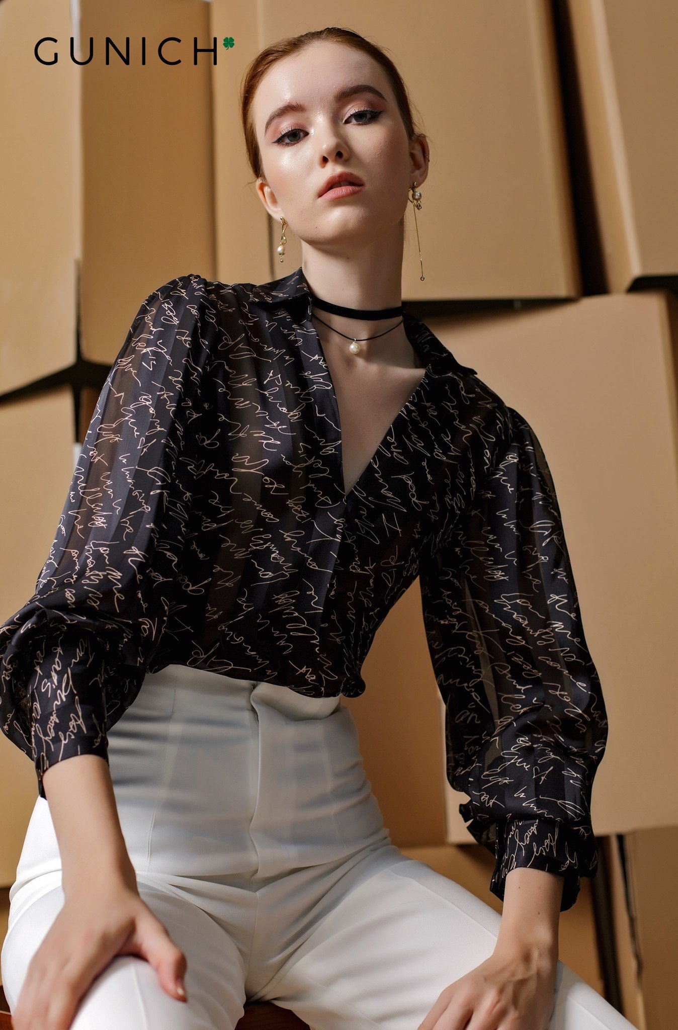 Quần trắng cotton ống suông Gunich