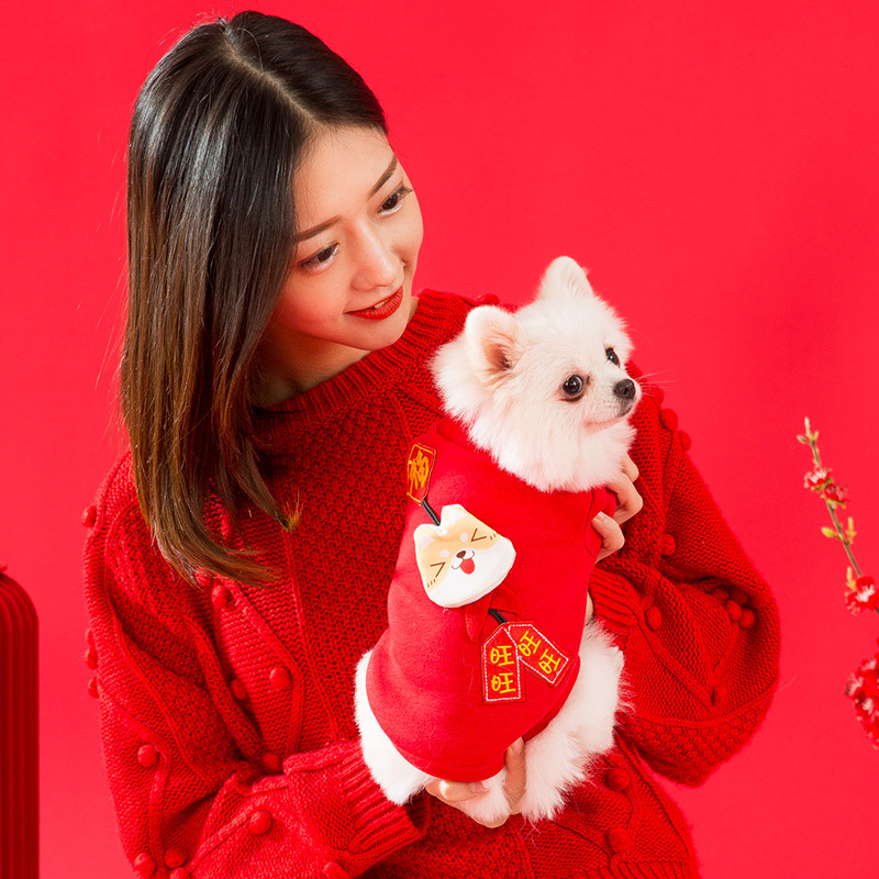 Áo nỉ cún híp mắt tết dành cho chó mèo