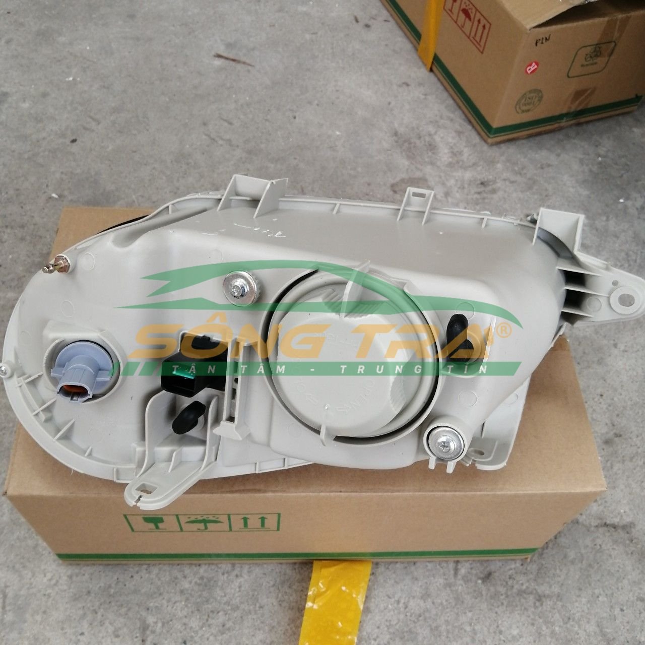 ĐÈN LÁI TRƯỚC DAEWOO LANOS, ĐÈN PHA LANOS CAO CẤP, VUI LÒNG LỰA CHỌN VẾ TRÁI PHẢI