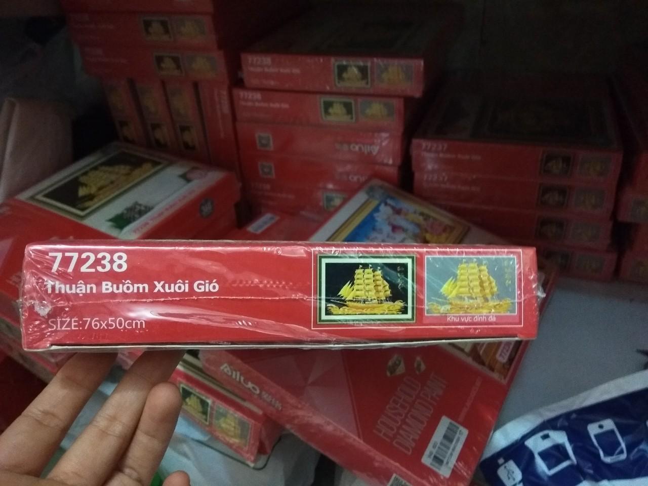 [HCM]Tranh đính đá thuyền vàng 77238