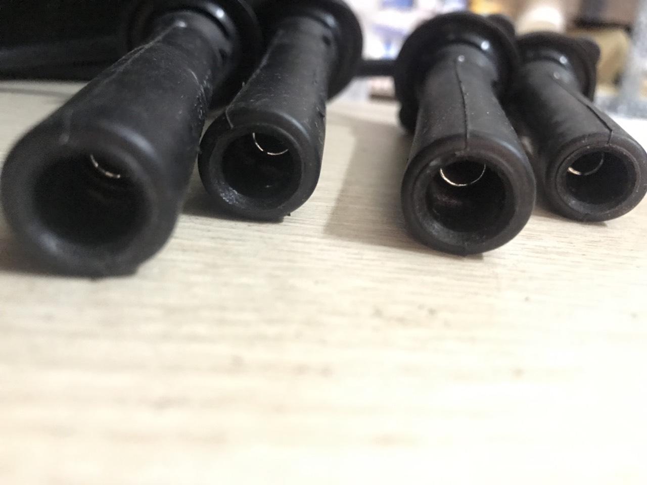 Bộ dây cao áp Sym T880
