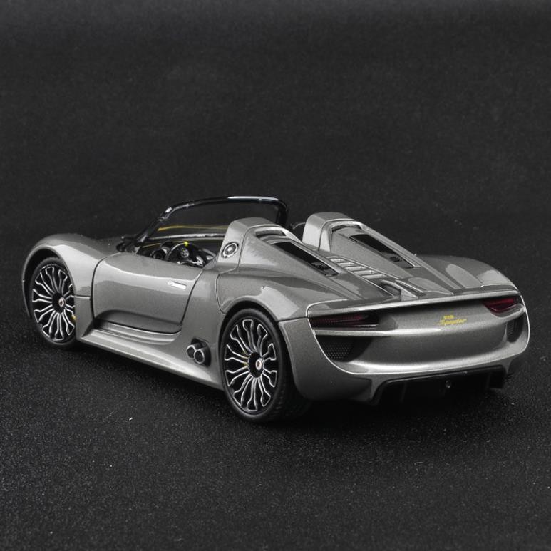 Mô hình xe PORSCHE 918 SPYDER 1:24 Welly