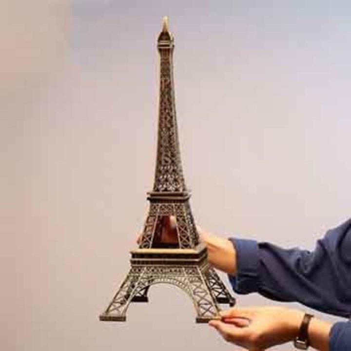 Mô hình tháp Eiffel kim loại 22cm