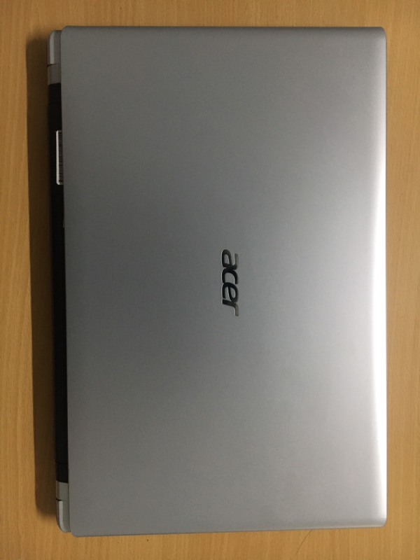Laptop giá rẽ Acer V5- 551 Series AMD