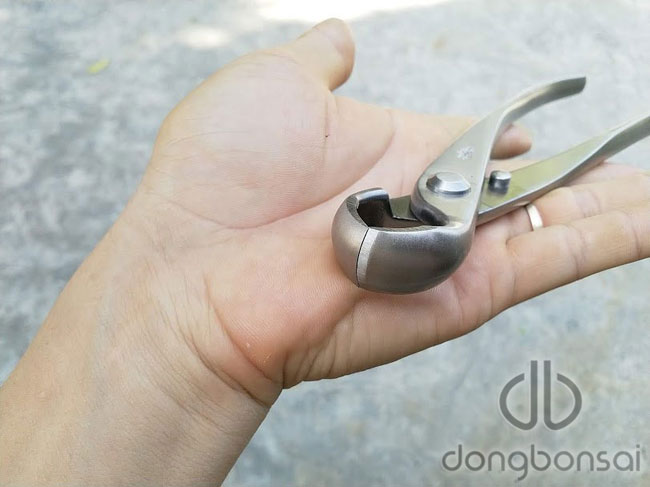 Kìm cạp tròn thép trắng Ryuga RS-08