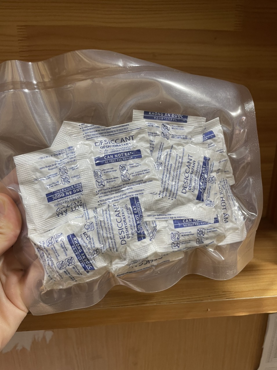 Gói hút ẩm 3gr xanh(Túi 100gram)