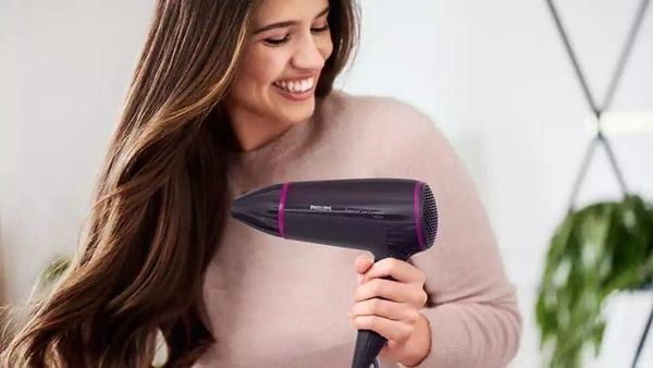 Máy sấy tóc Philips BHD002/00 Compact Essential Care
