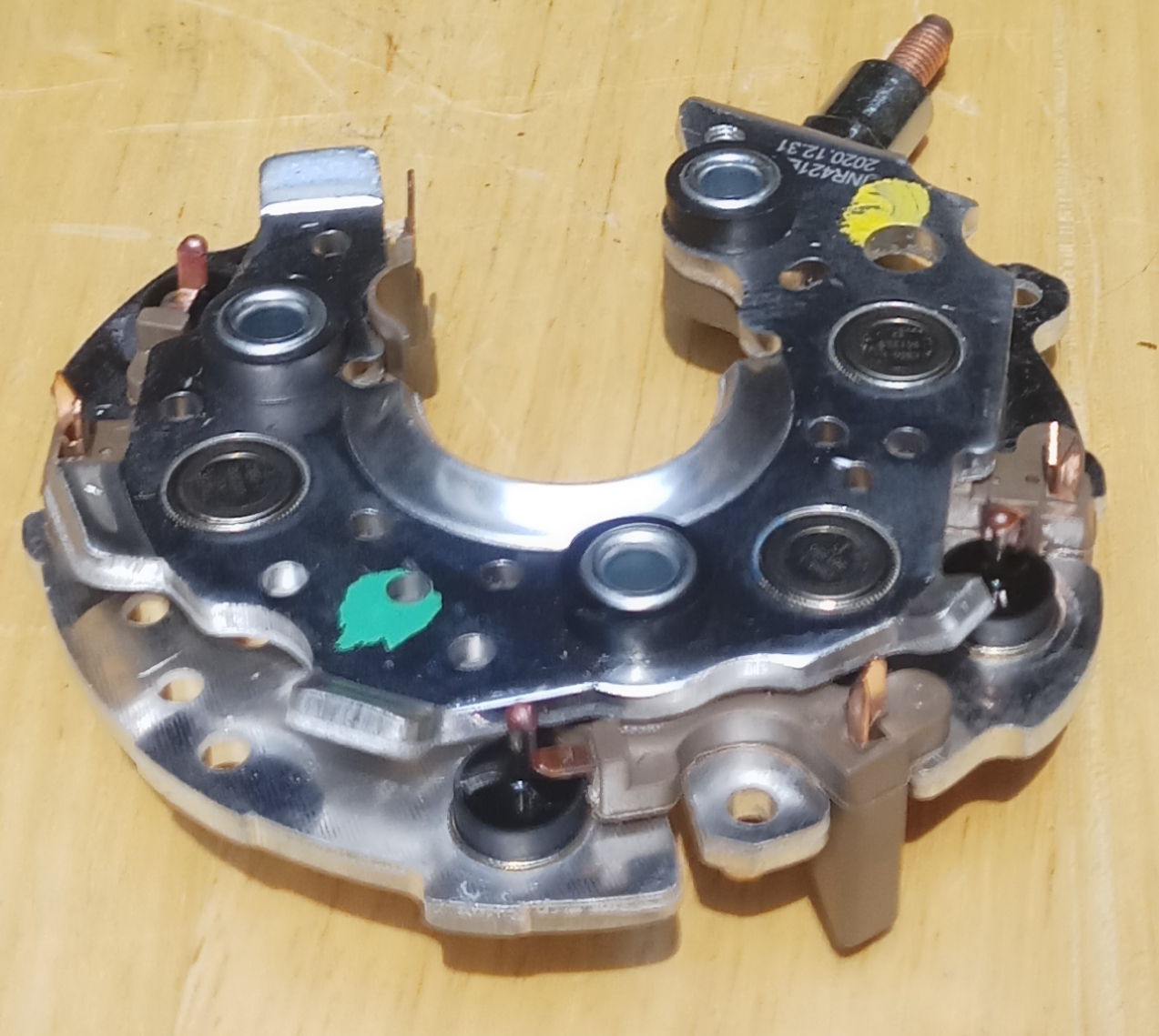 Điot máy phát TOYOTA INNOVA FORTUNER