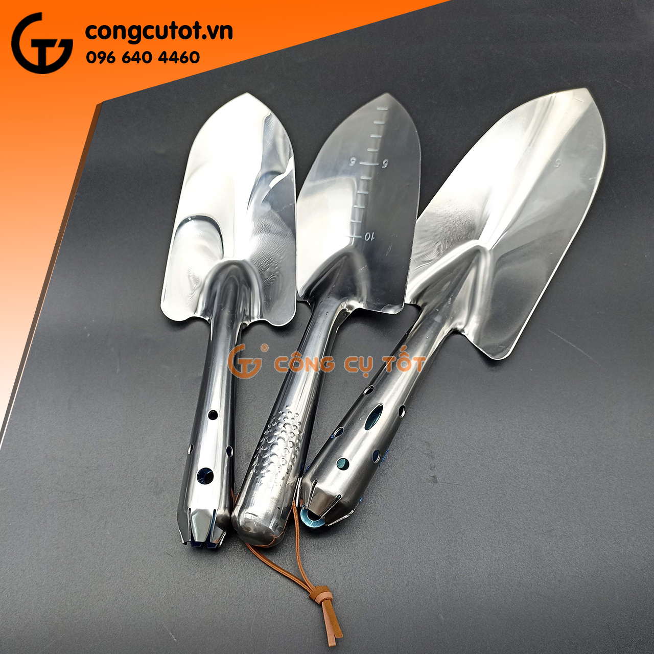Xẻng xúc đất - xẻng nhổ cỏ trồng cây