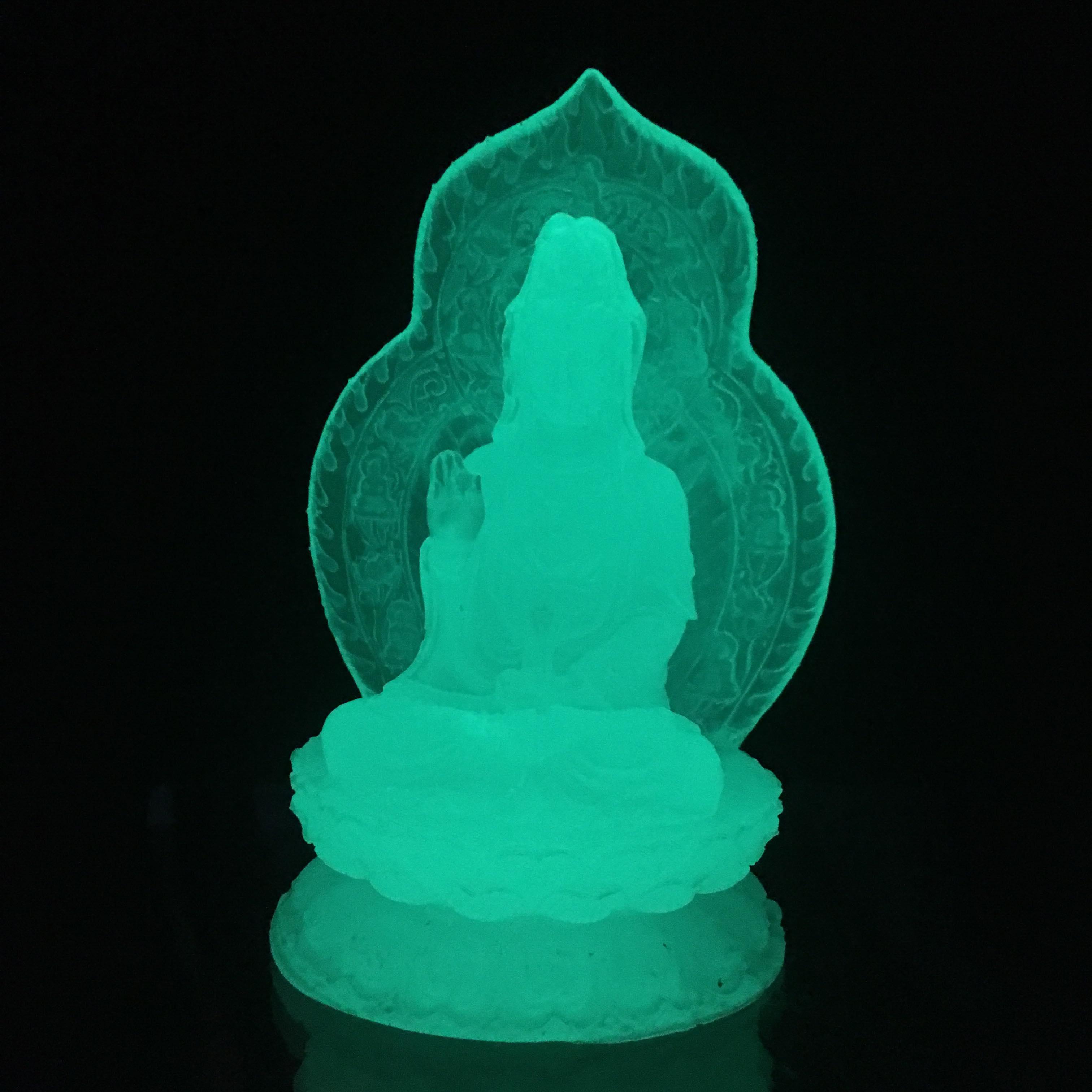 Tượng Quan Âm có dạ quang trong tối
