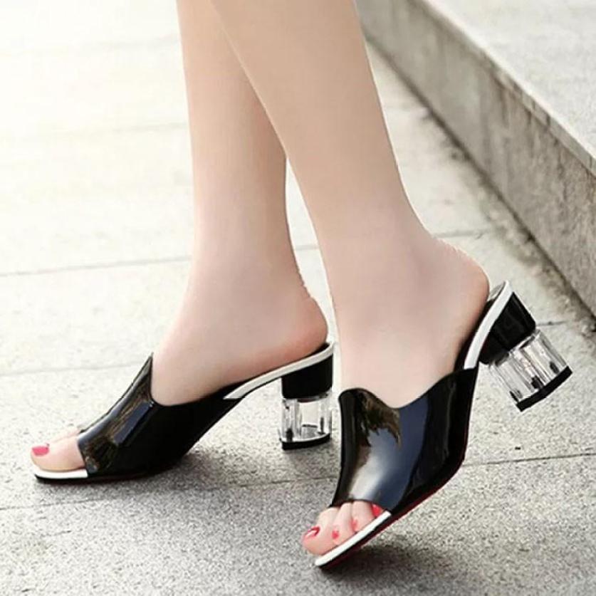 ( Bảo hành 12 tháng ) Dép gót vuông nữ gót Mika trong cao cấp - Gót vuông Mika cao 7cm - Dép nữ da bóng 2 màu Trắng và Đen - Linus LN1665 giá rẻ