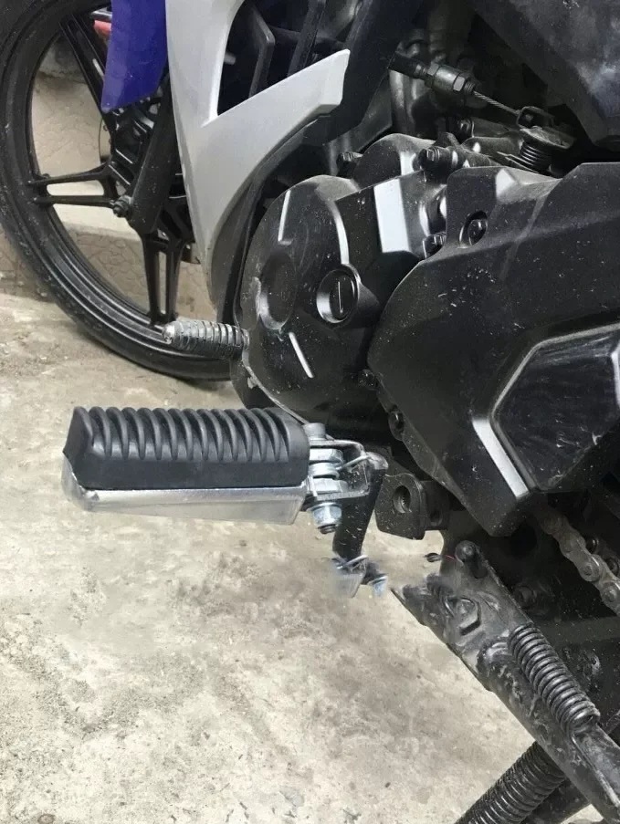 CẶP GÁC CHÂN XẾP TRƯỚC EXCITER 150 2015-2019