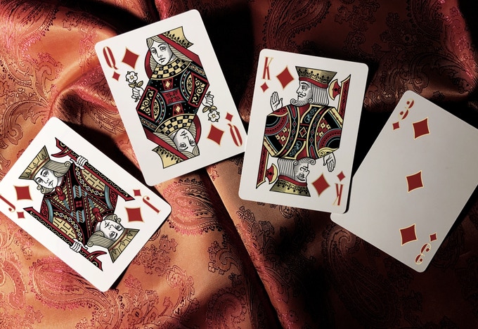 Bài tây Poker Charmers Playing Cards