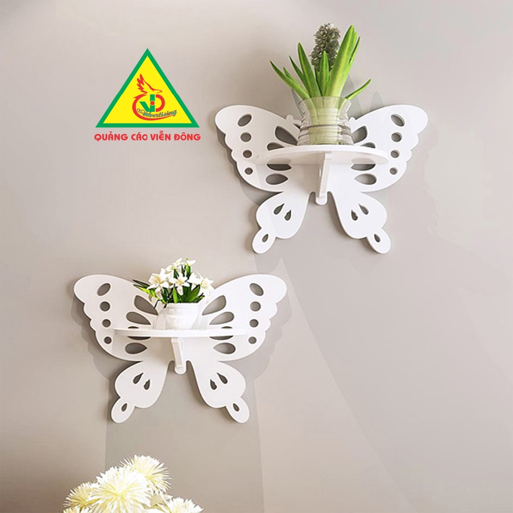 Kệ hoa văn treo tường hình cánh Bướm