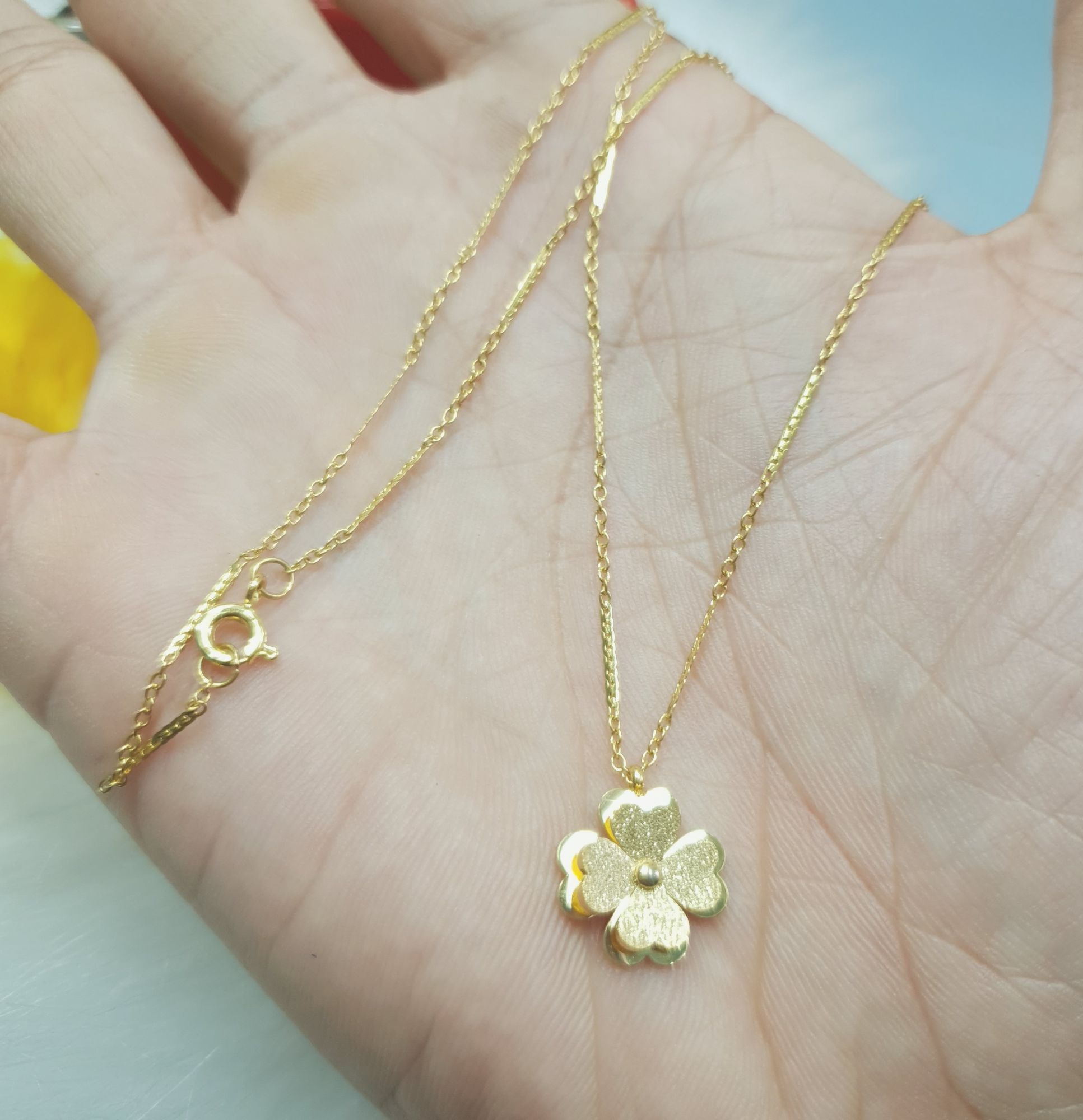 (Không kiêng mồ hôi-Không đen)Dây Chuyền Nữ Trúc Nhỏ 4 Lá May Mắn Titanium Cao Cấp- Dùng lâu dài tắm rửa không đen