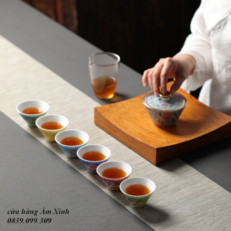 Bộ chén sứ Cảnh Đức vẽ tay thủ công (Bộ 06 chiếc kèm hộp quà)