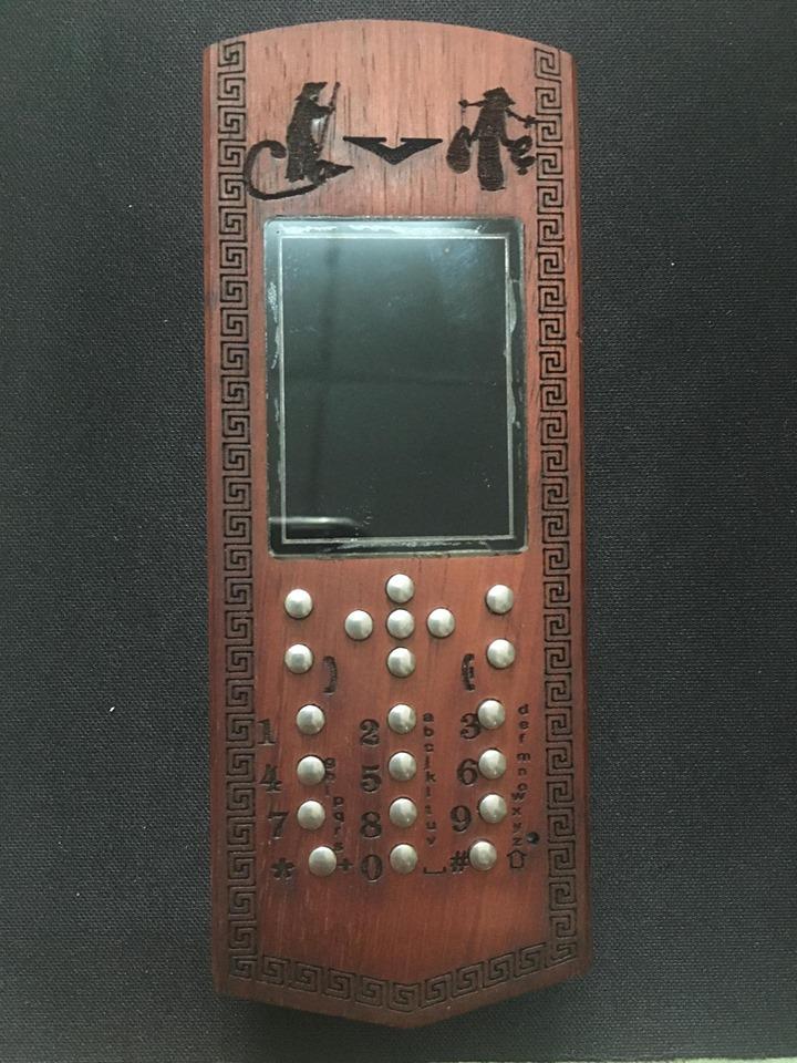 [HCM]Vỏ gỗ cho điện thoại Nokia 105 (2017)