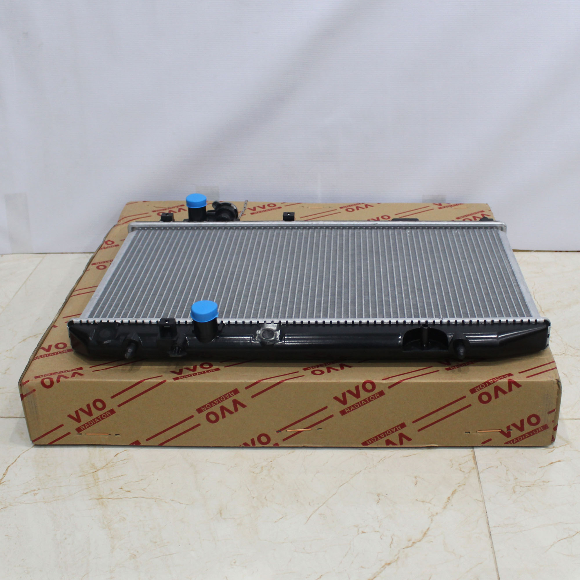 Két nước Daihatsu Charade, số sàn