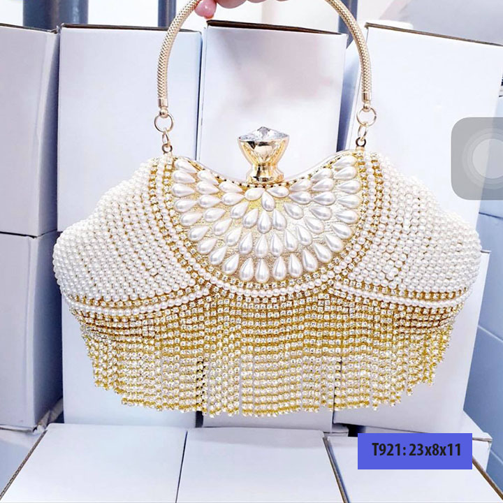 Ví cầm tay dự tiệc đính ngọc dáng vòm tua rua sang trọng T921
