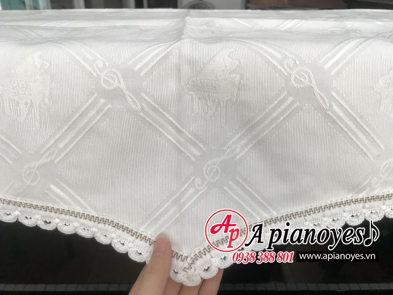 KHĂN PHỦ ĐÀN PIANO CƠ KOREA (MÀU TRẮNG - HỌA TIẾT ÂM NHẠC)