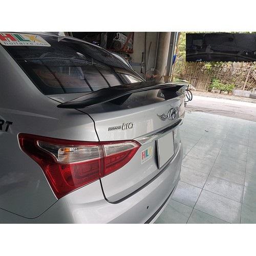 ĐUÔI GIÓ THỂ THAO CÓ ĐÈN HYUNDAI I10 MỘC