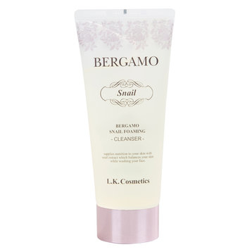 Sữa rửa mặt giúp sáng da , săn chắc da, chống lão hóa chiết xuất ốc sên bergamo snail foaming cleanser 150ml