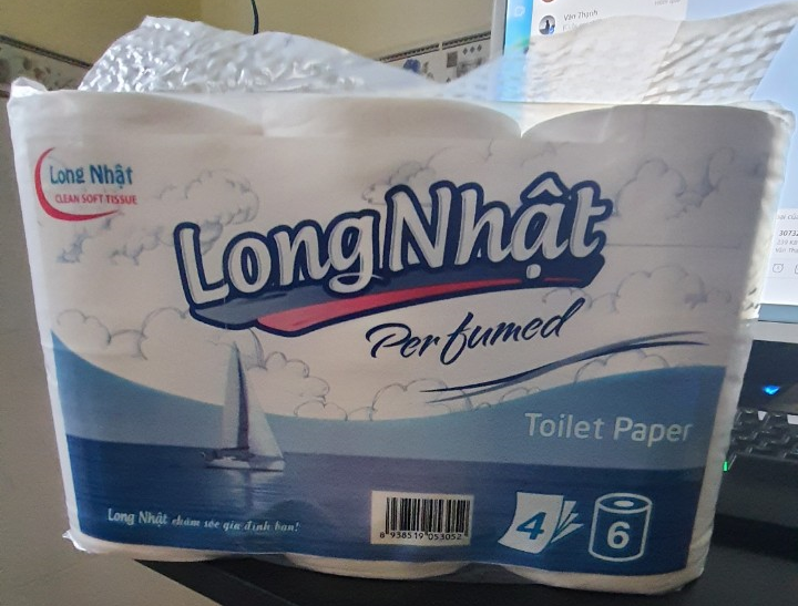 Giấy vệ sinh cao cấp Long Nhật Lốc 6 cuộn (4 lớp)
