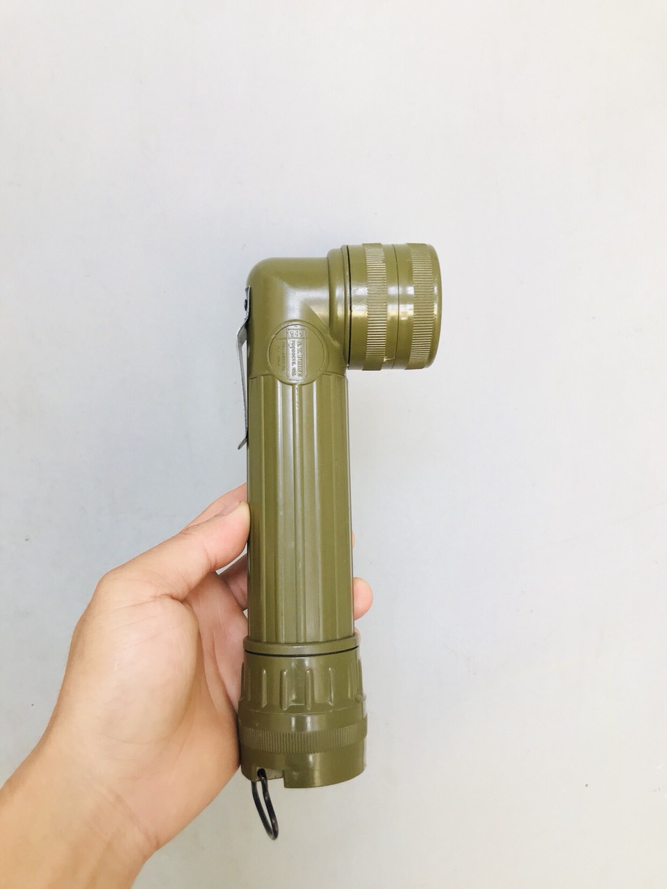 [HCM]Đèn pin cong đèn pin Mỹ xưa đèn pin lính