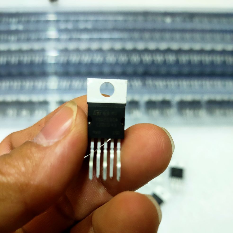 10 Con IC khuếch đại âm thanh TDA2030