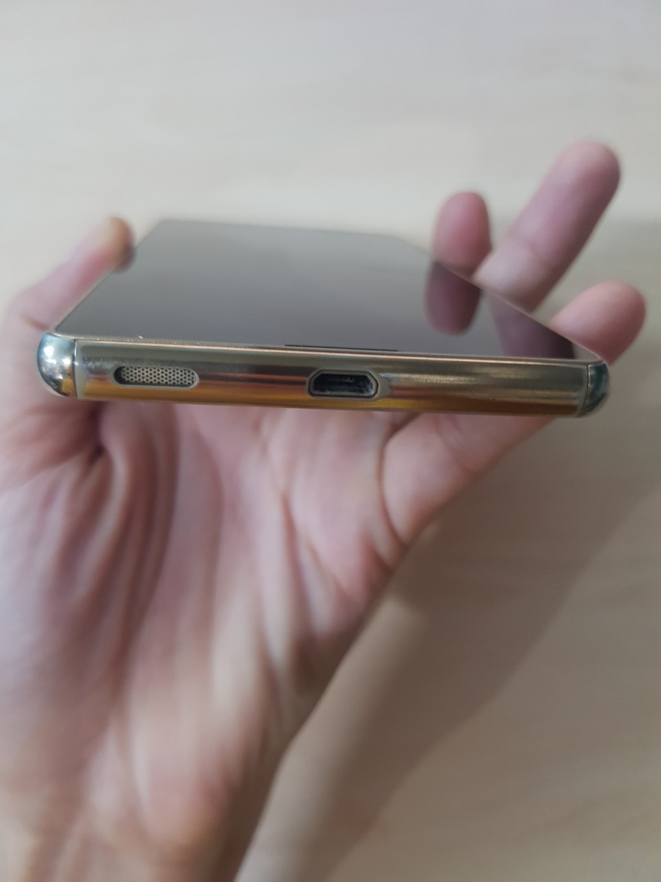 Màn hình Sony Xperia M5 tháo máy