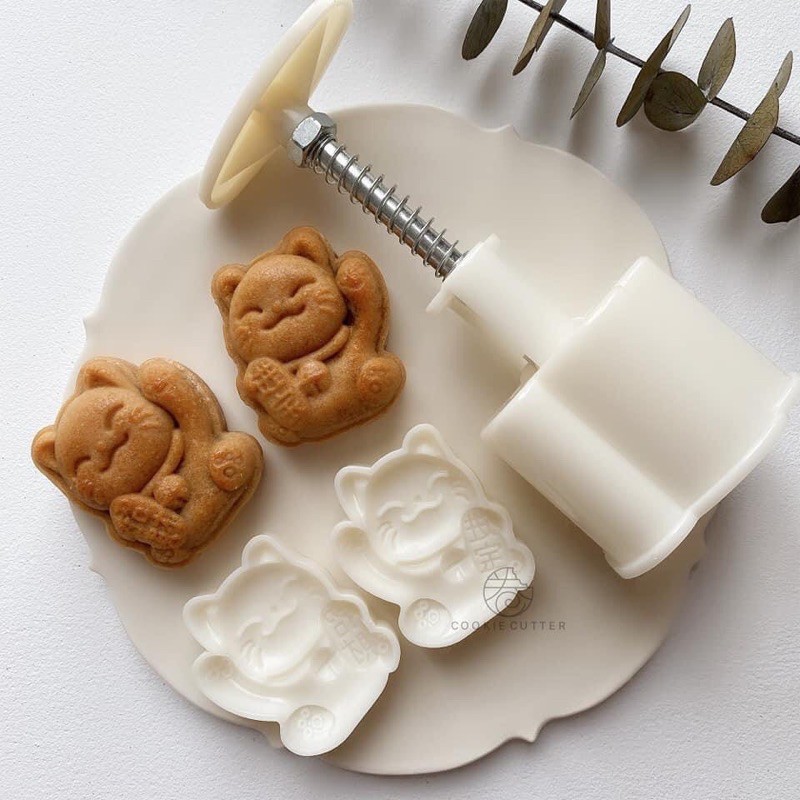 Khuôn trung thu lò xo 50g - 2 mặt mèo thần tài mẫu 201