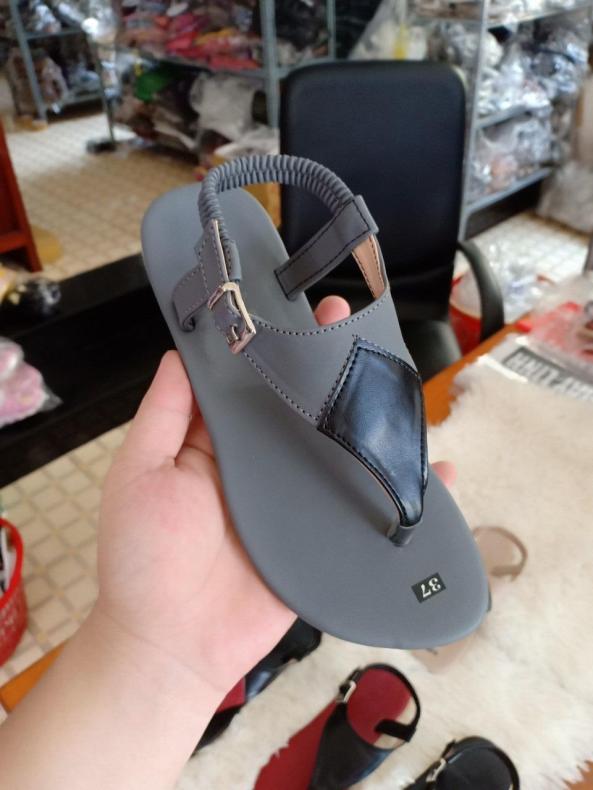 GIÀY SANDAL ĐẾ BỆT VÁ RÔ CƠ CÓ SIZE LỚN giá rẻ