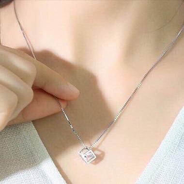Dây Chuyền Mặt Lập Phương Cá Tính MS843