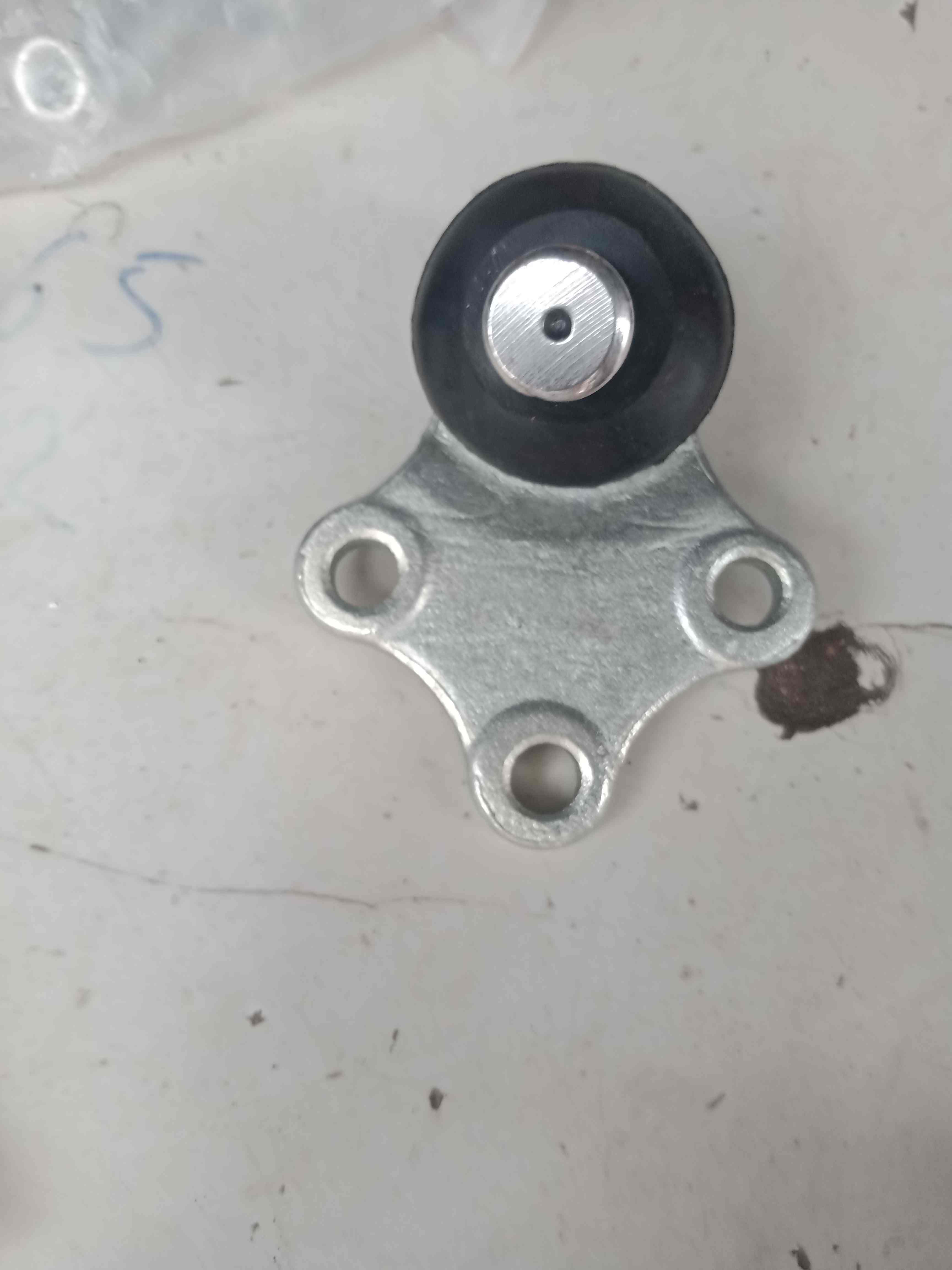 Rô tuyn trụ đứng Lifan 520, rotuyn đứng lifan 520 -tặng vòng xoay hương hoa