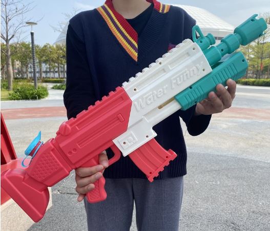 Đồ chơi phun nước AK Pro