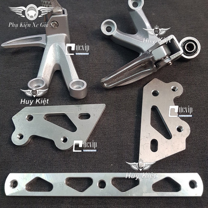 Gác Chân Sau Kèm Pat Gắn Xe Exciter 150 (2015 - 2020) Kiểu Dáng Raider MS3380