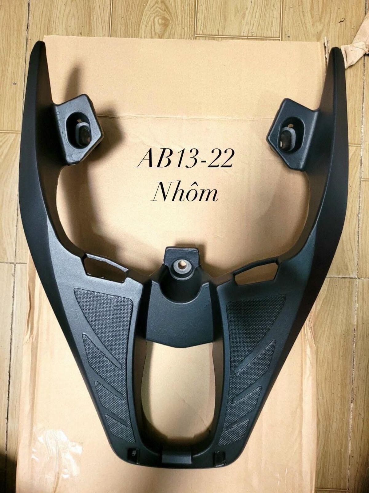 Cảng sau/ Tay dắt nhôm đúc nguyên khối xe Airblade 2013-2022.