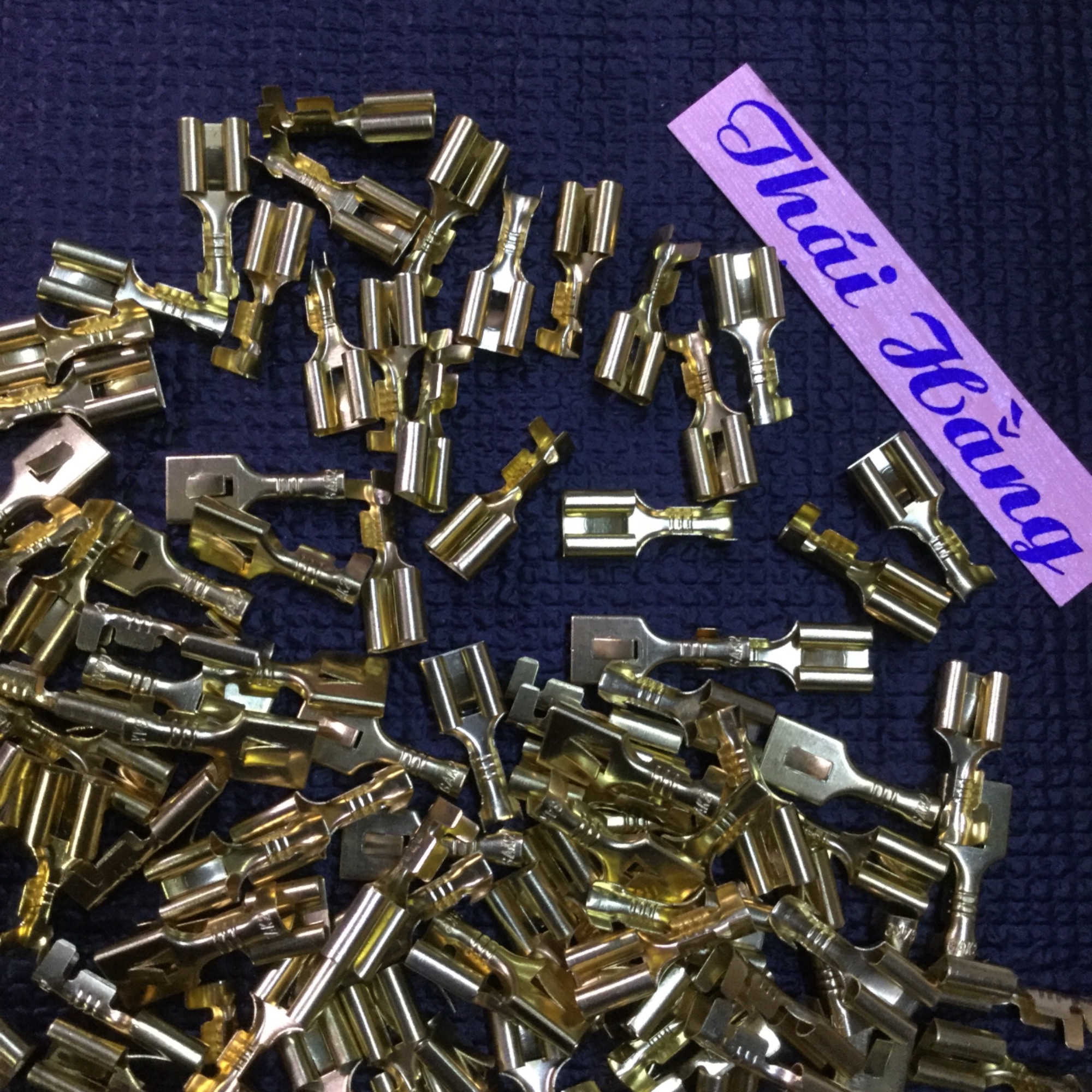 100 chiếc đầu cốt thau chữ T 6.3
