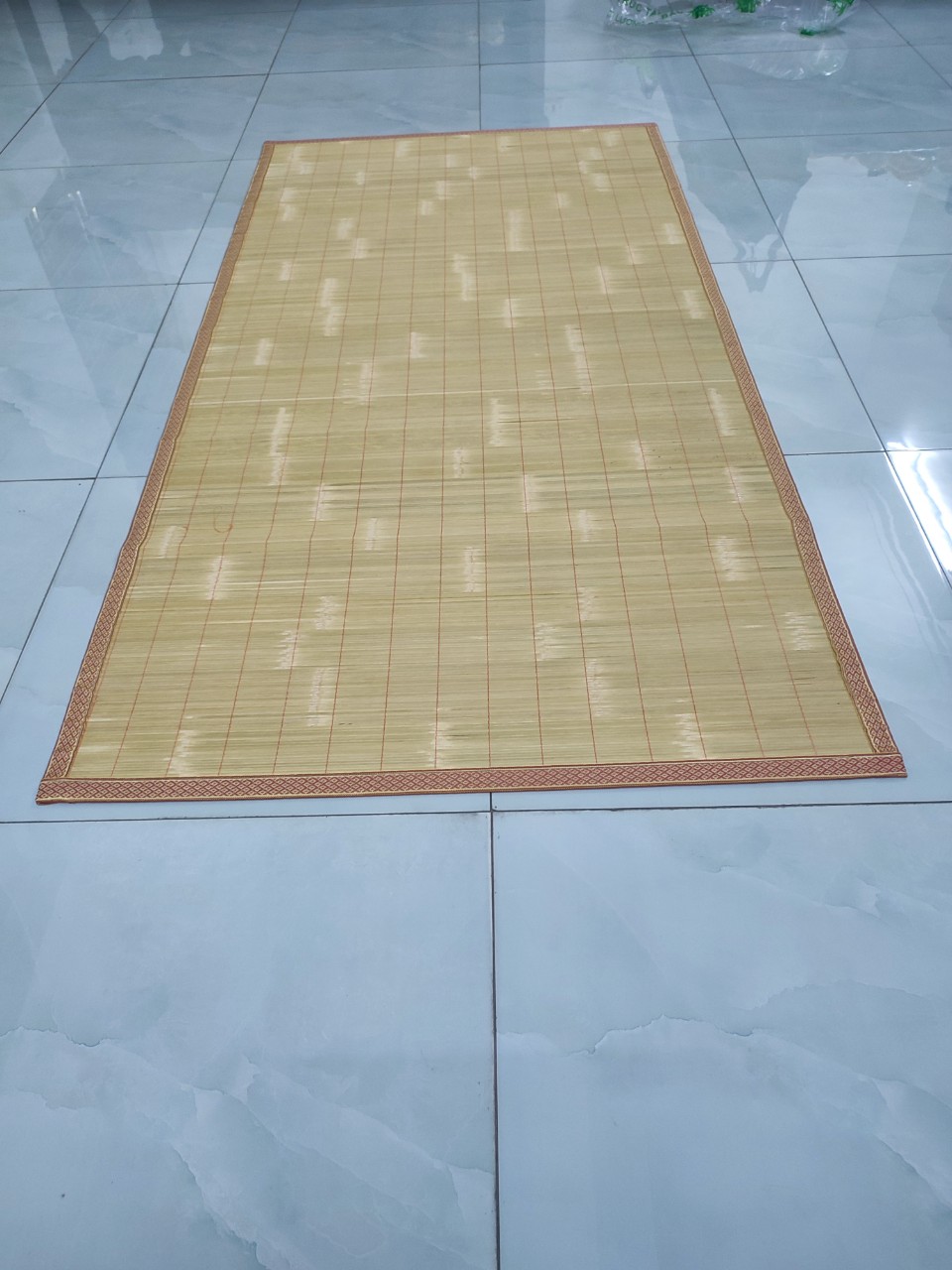 chiếu trúc tăm 1m x 1.86m